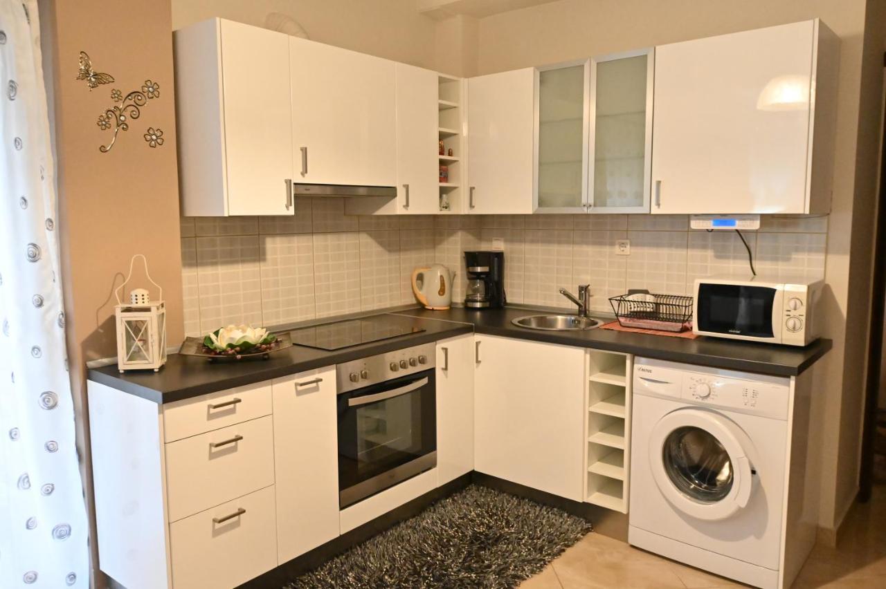 Cozy Apartment Νear Nea Paralia Of Salonicco Esterno foto