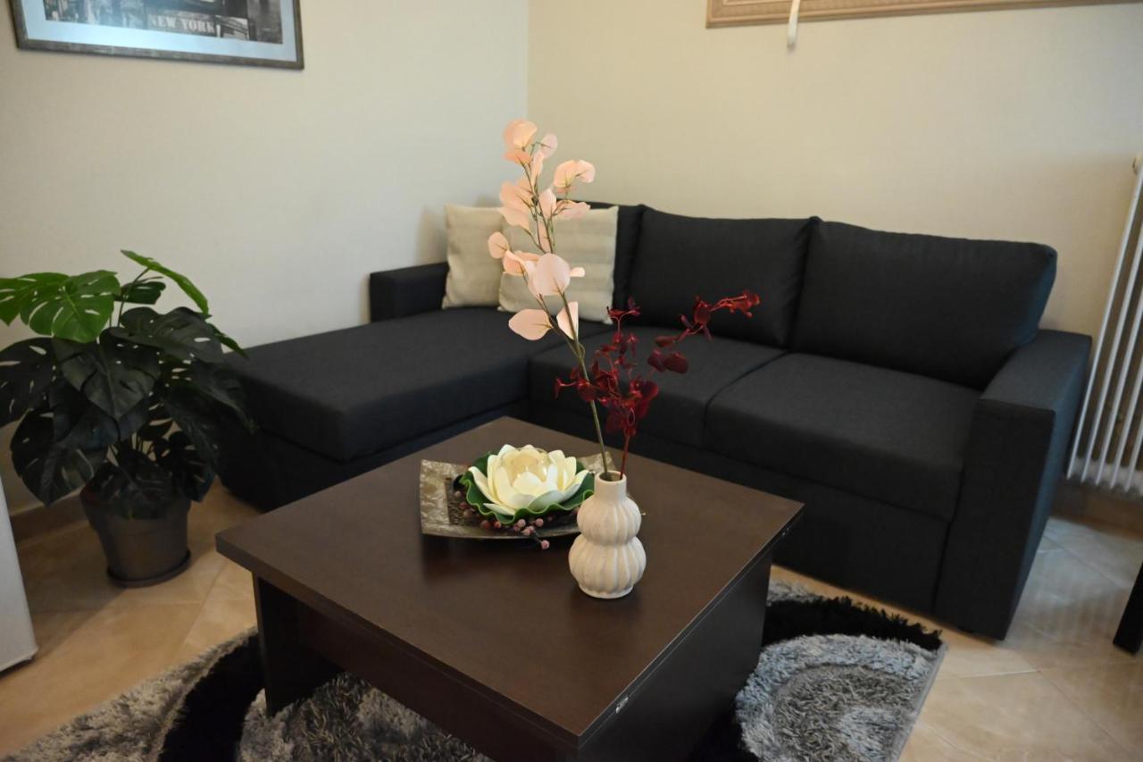 Cozy Apartment Νear Nea Paralia Of Salonicco Esterno foto